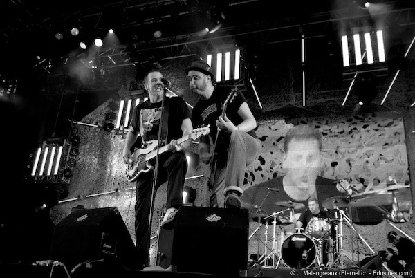 Flatfoot 56