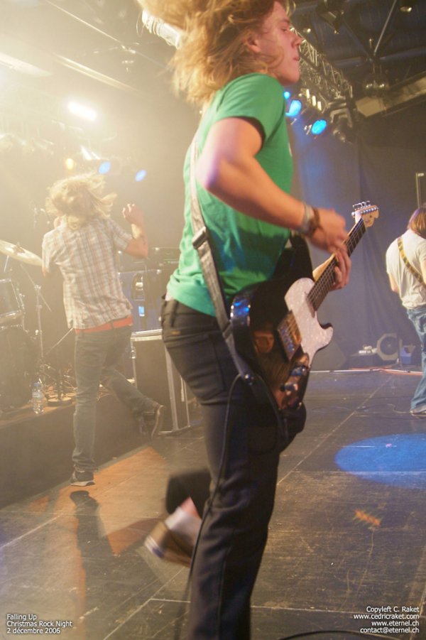 Falling Up au Christmas Rock Night 2006